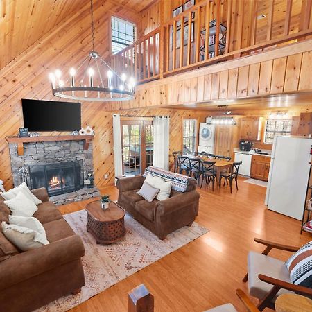 Firefly Lodge - Cozy 4 Bedroom Cabin Minutes To Helen Sautee Nacoochee 外观 照片